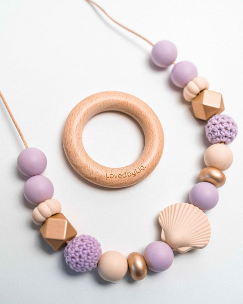 leuke borstvoedingsketting met houten ring van LovedbyLio.