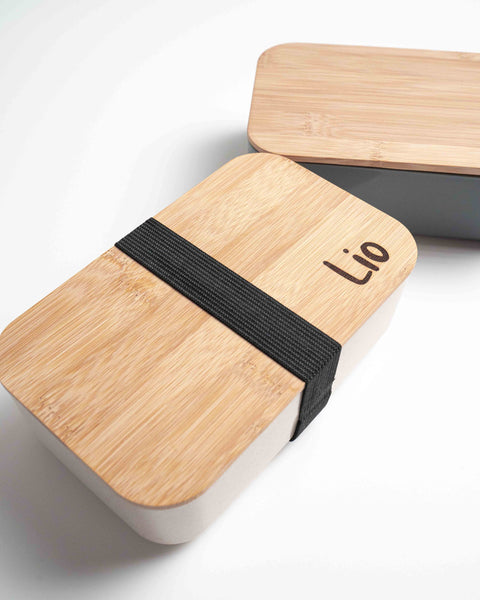 gepersonaliseerde lunchbox met gravering op houten deksel