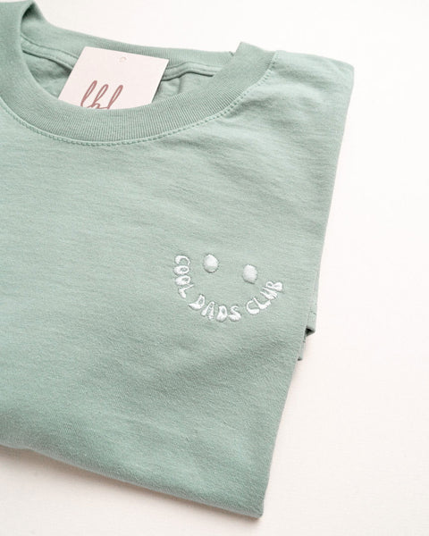 sage tshirt met cool dads club borduring