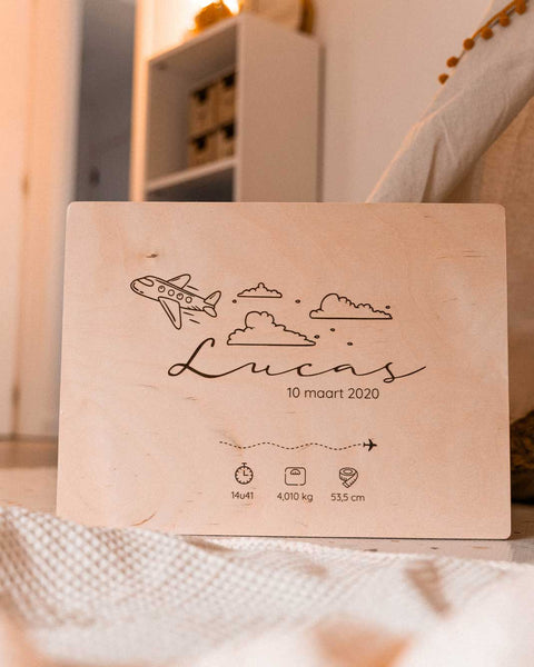 gepersonaliseerde herinneringsdoos in babykamer