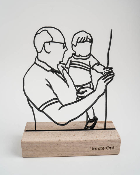 houten lijntekening in houdertje met tekst gegraveerde voor de liefste Opi