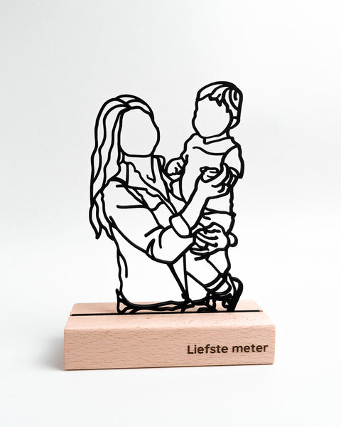 lijntekening gegraveerd uit hout op staander