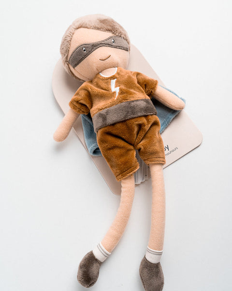 gepersonaliseerde knuffel van het merk Jollein met naam geborduurd