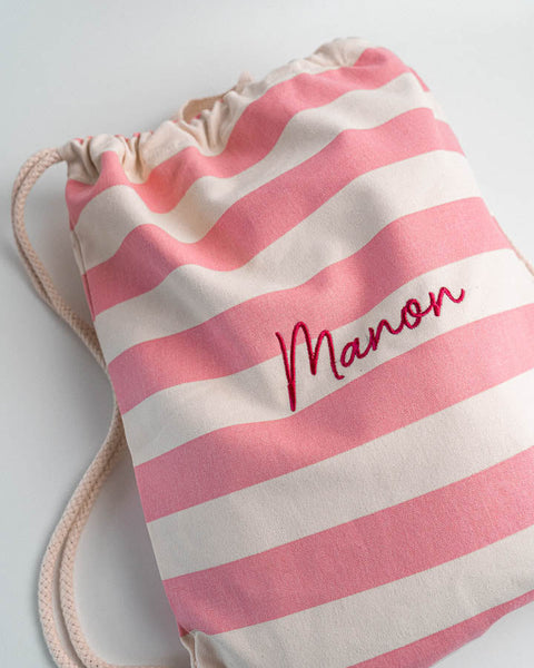gepersonaliseerde roze turn- of zwemzak met naam Manon geborduurd